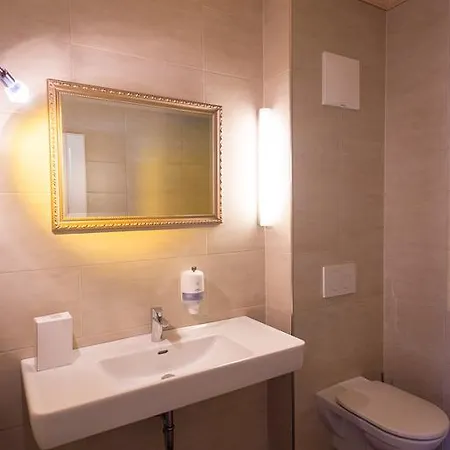 Hotel Stiftsschmiede Ossiach